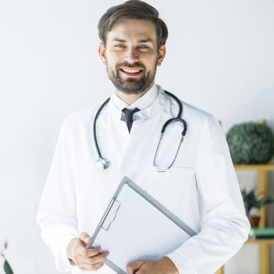 182ac910 doctor image 1.jpg